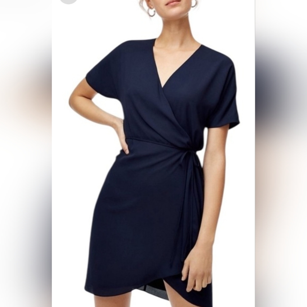 🎉 3/$60 Aritzia Babaton Navy Blue Wallace Wrap Dress Size XXS
